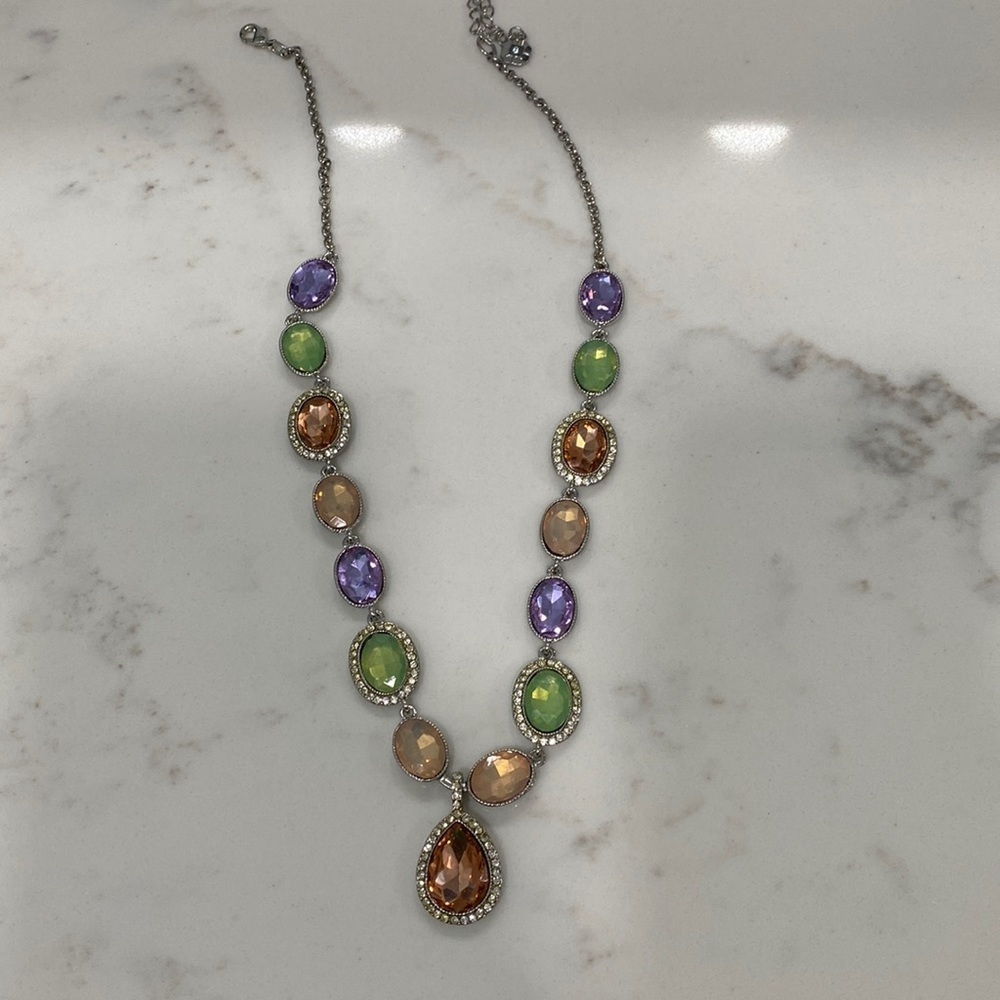 Beautiful statement necklace - Picture 2 of 2